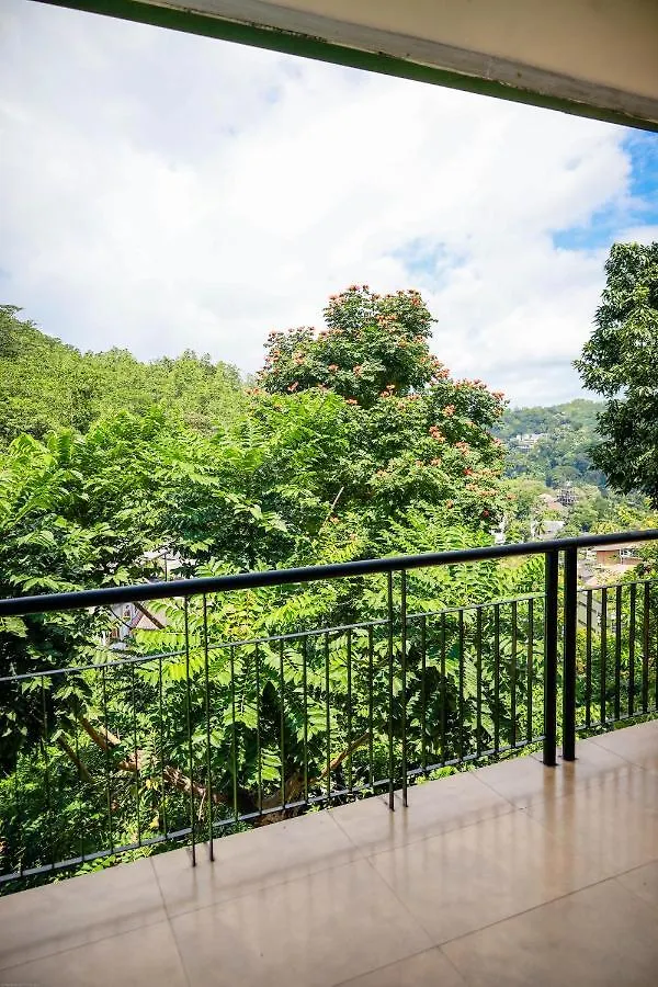 Funk Bunks - Mount View 0*, Kandy Sri Lanka
