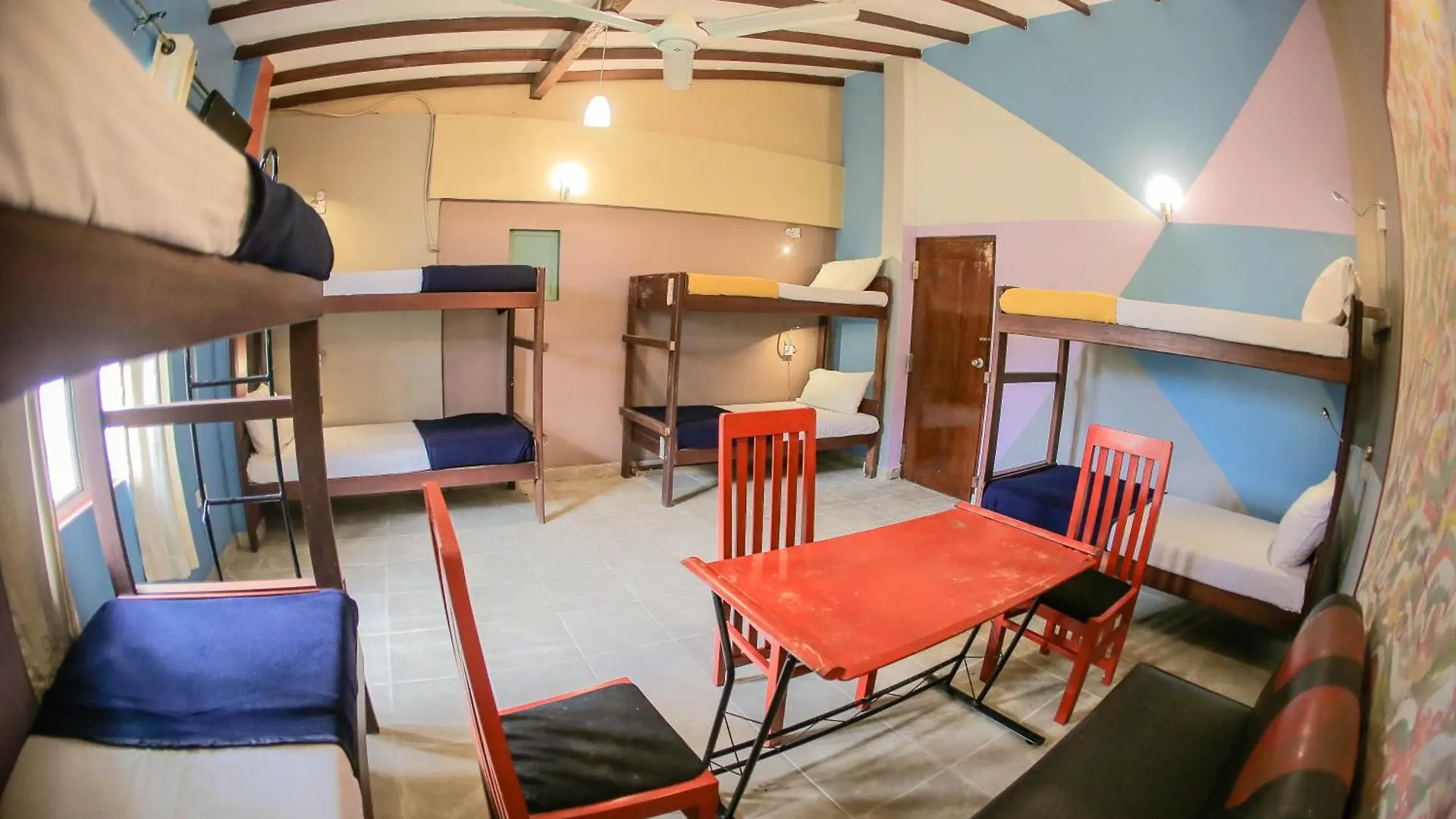 Funk Bunks - Mount View Kandy